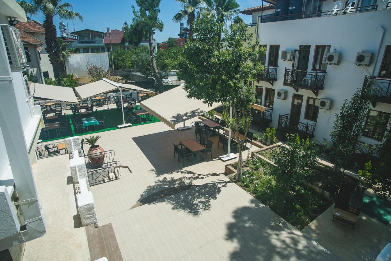 Dinara Garden Hotel เกเมร์ ภายนอก รูปภาพ